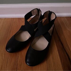 Saks 5th Ave leather ballet flats size 7